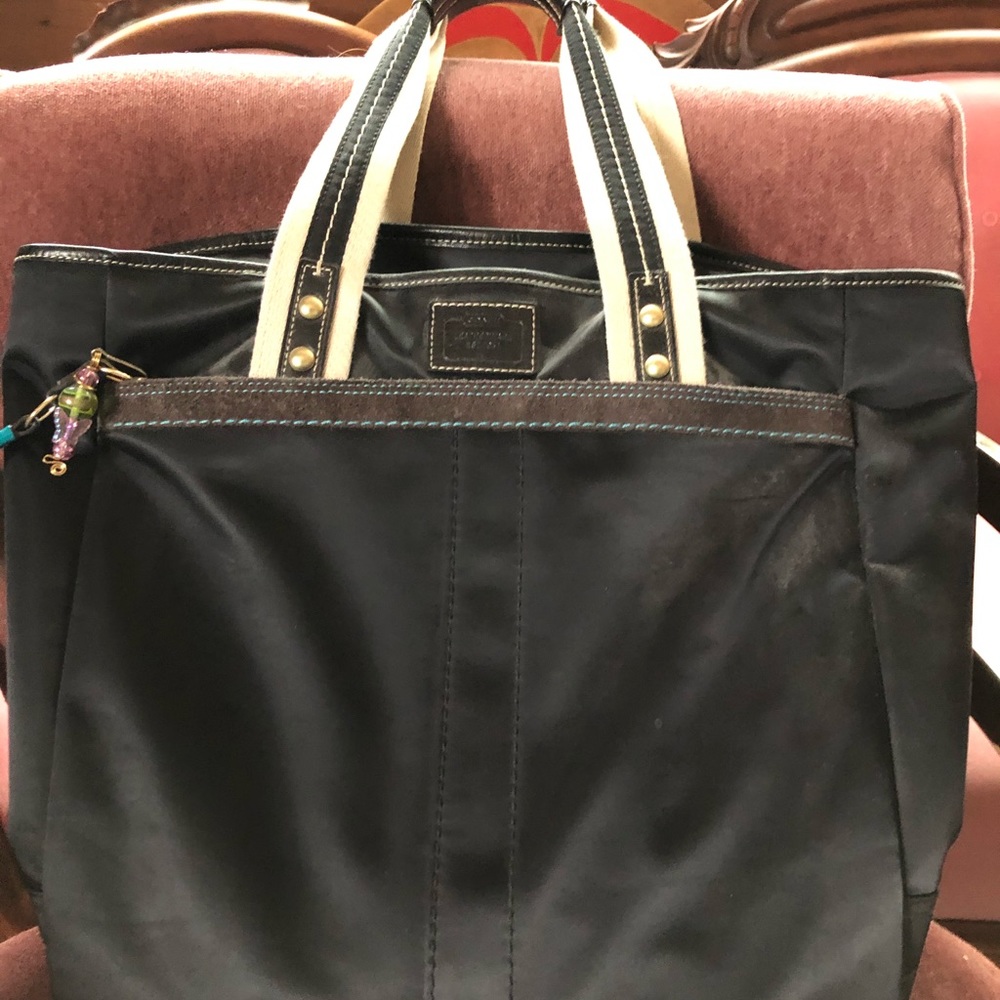 Authentic Black Coach Tote Bag - Picture 2 of 7